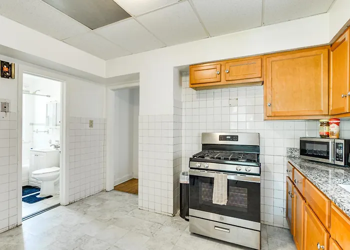 2 Mi To Rainbow Park: South Side Charmer! Appartamento Chicago
